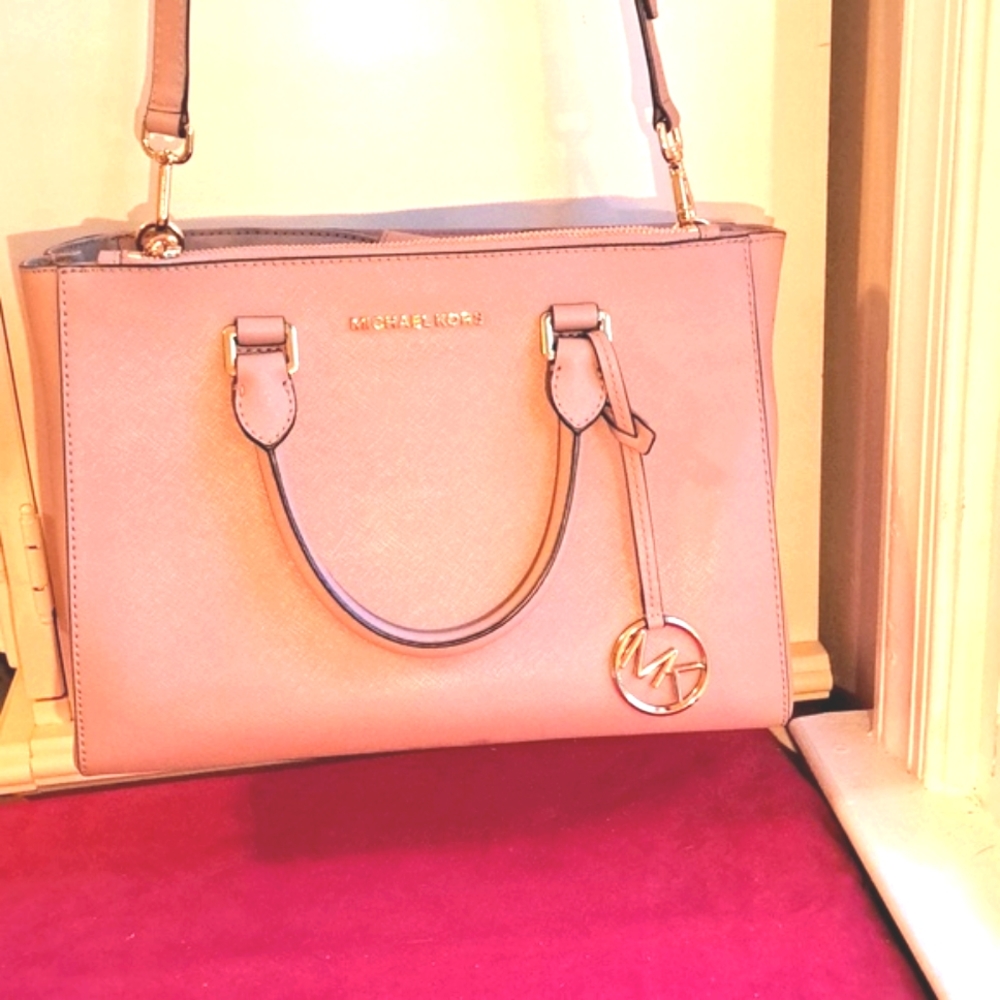Michael Kors Soft Fawn Pink  Sachel/Crossbody NEW - Picture 4 of 16